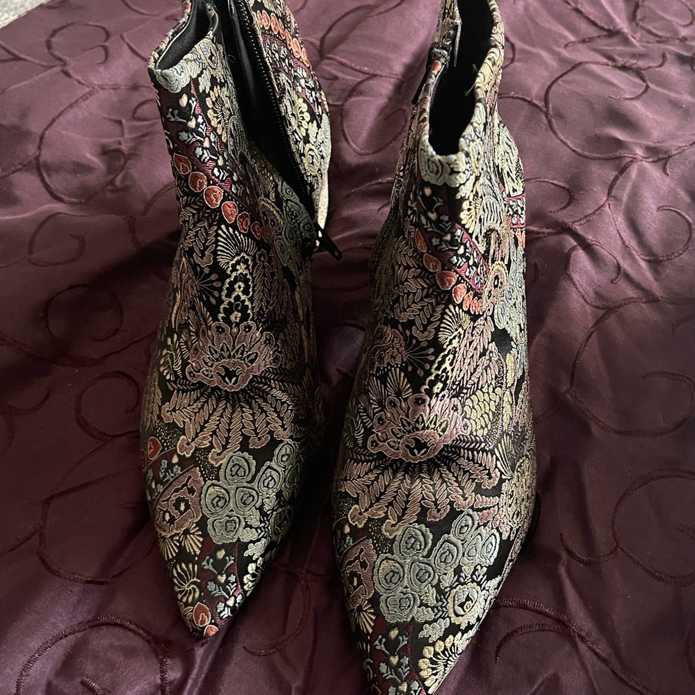 Alex Marie ankle boots new